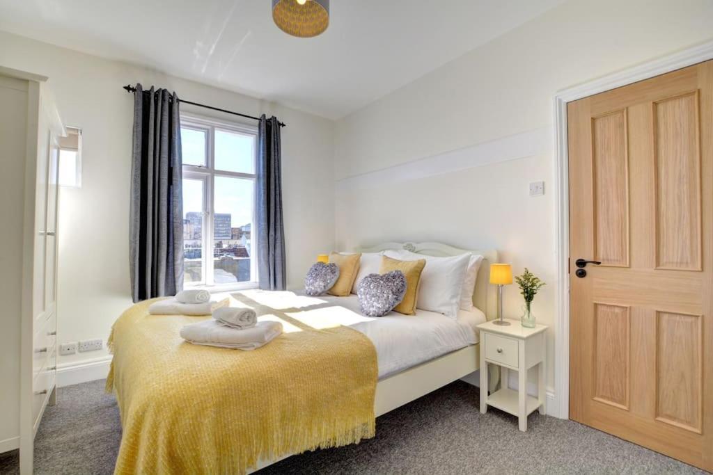 Modern 4 Bedroom Townhouse Perfect Location. Brighton Exterior photo