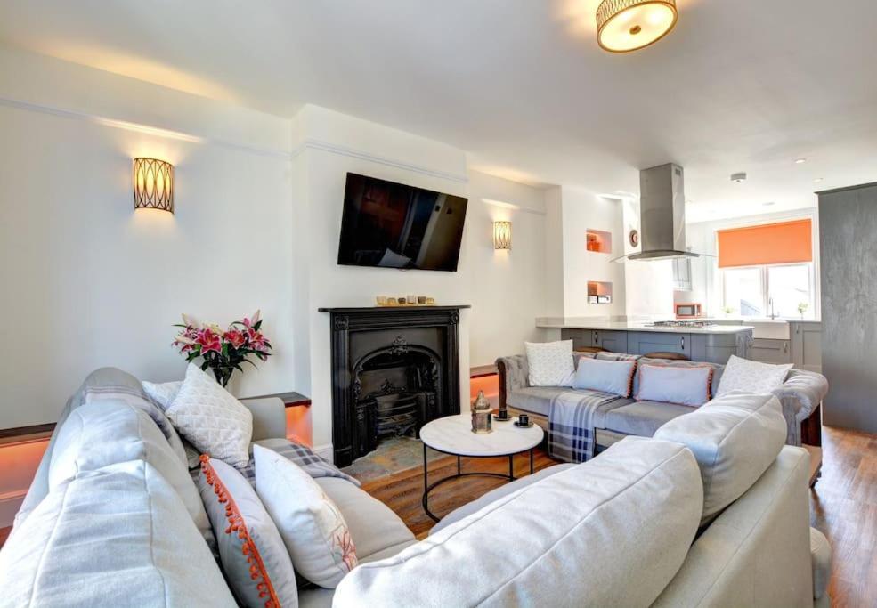 Modern 4 Bedroom Townhouse Perfect Location. Brighton Exterior photo